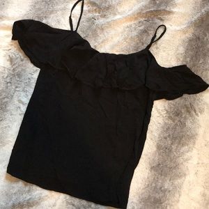 LAST CHANCE Old Navy off the shoulder tee xsmall